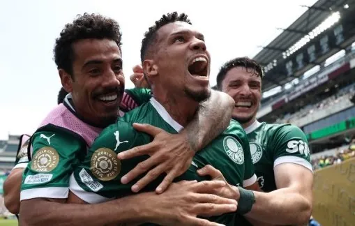 A FLECHA DA VITÓRIA - Paulinho, o filho de Oxóssi, foi o talismã do competente e iluminado Abel Ferreira